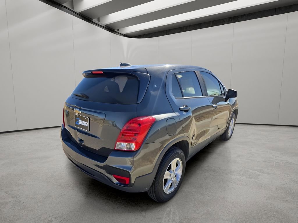 Used 2020 Chevrolet Trax LS w/ Tint and Cruise Package image 5