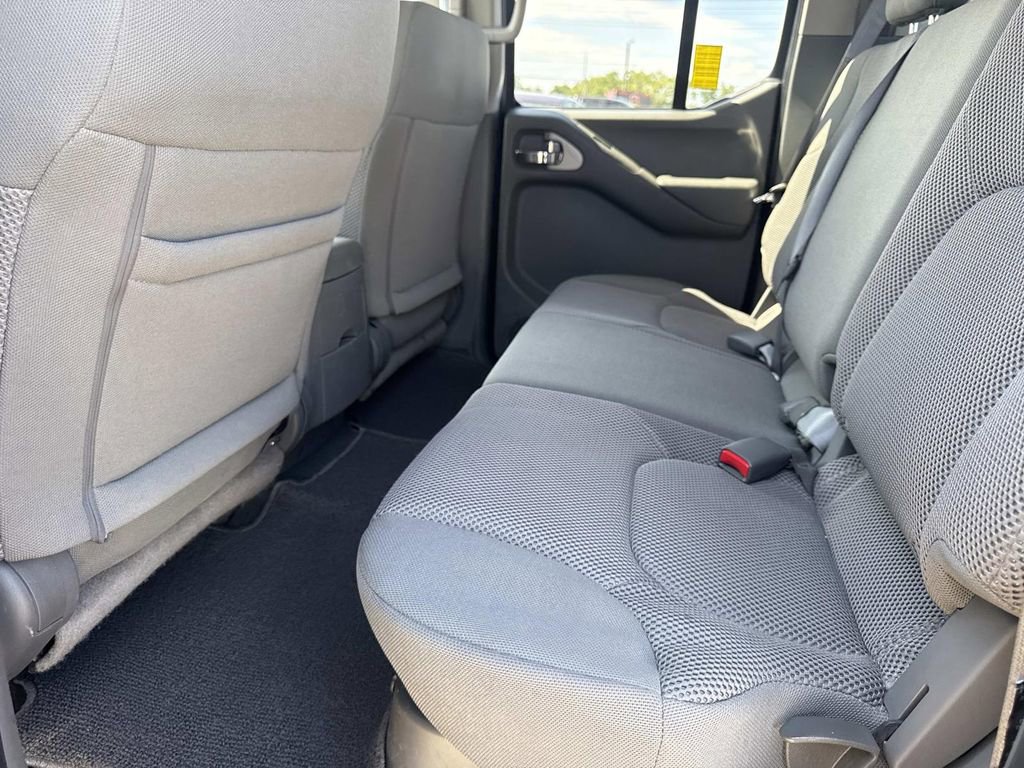 Certified 2020 Nissan Frontier SV RWD image 13
