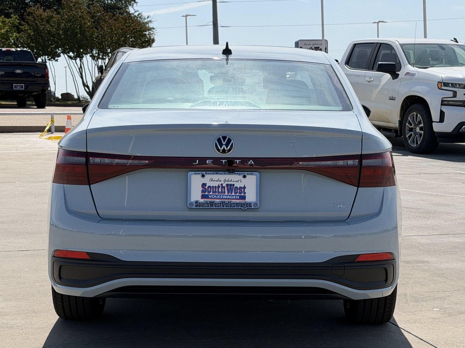 New 2026 Volkswagen Jetta SE FWD image 5