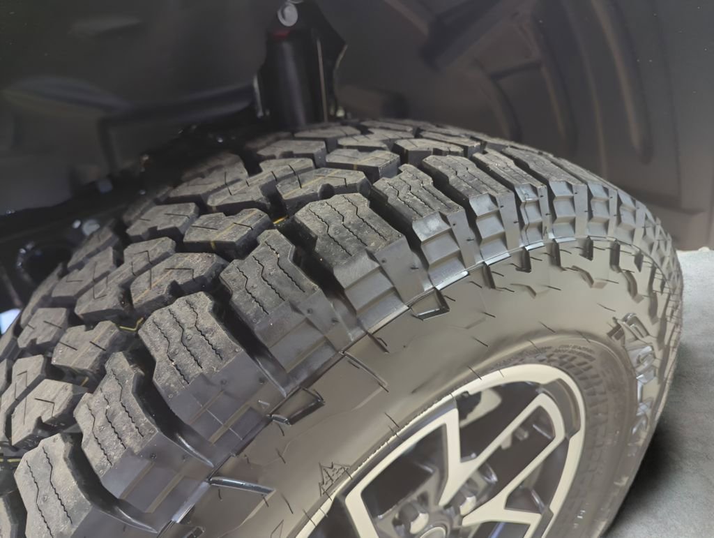 New 2026 Jeep Gladiator Rubicon image 9