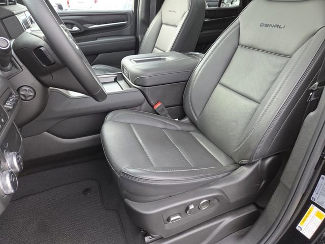 Used 2024 GMC Yukon Denali image 37