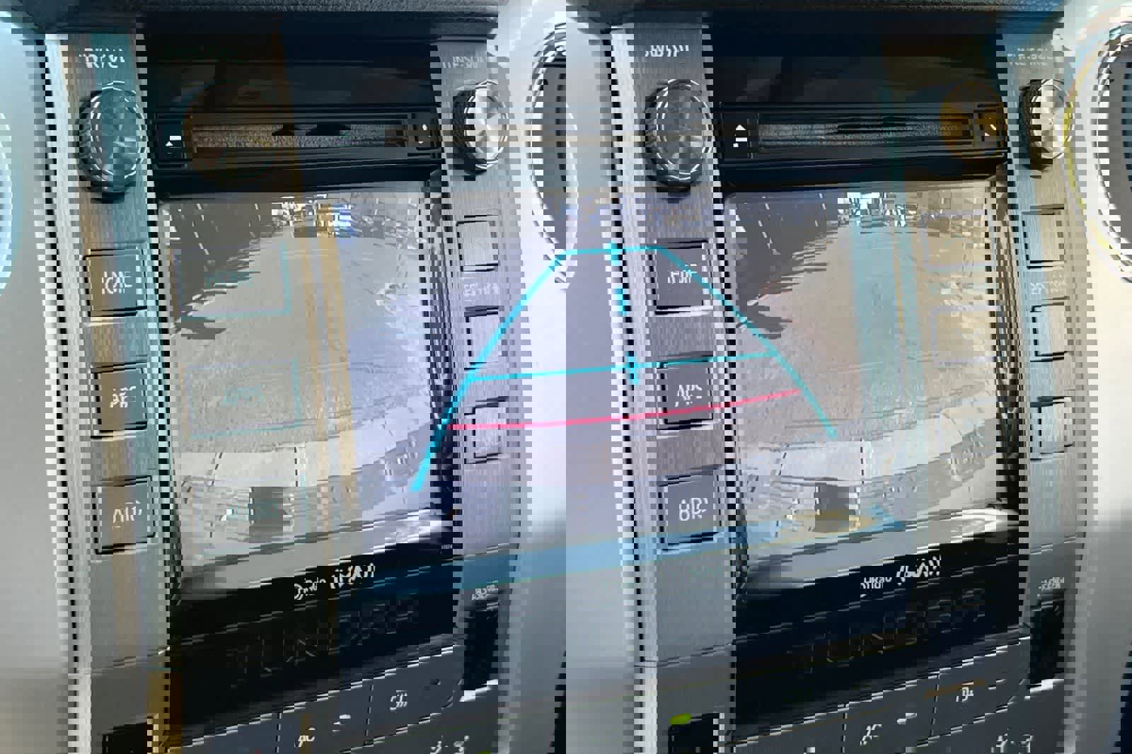 Used 2014 Toyota Tundra SR5 w/ SR5 Upgrade Package image 22