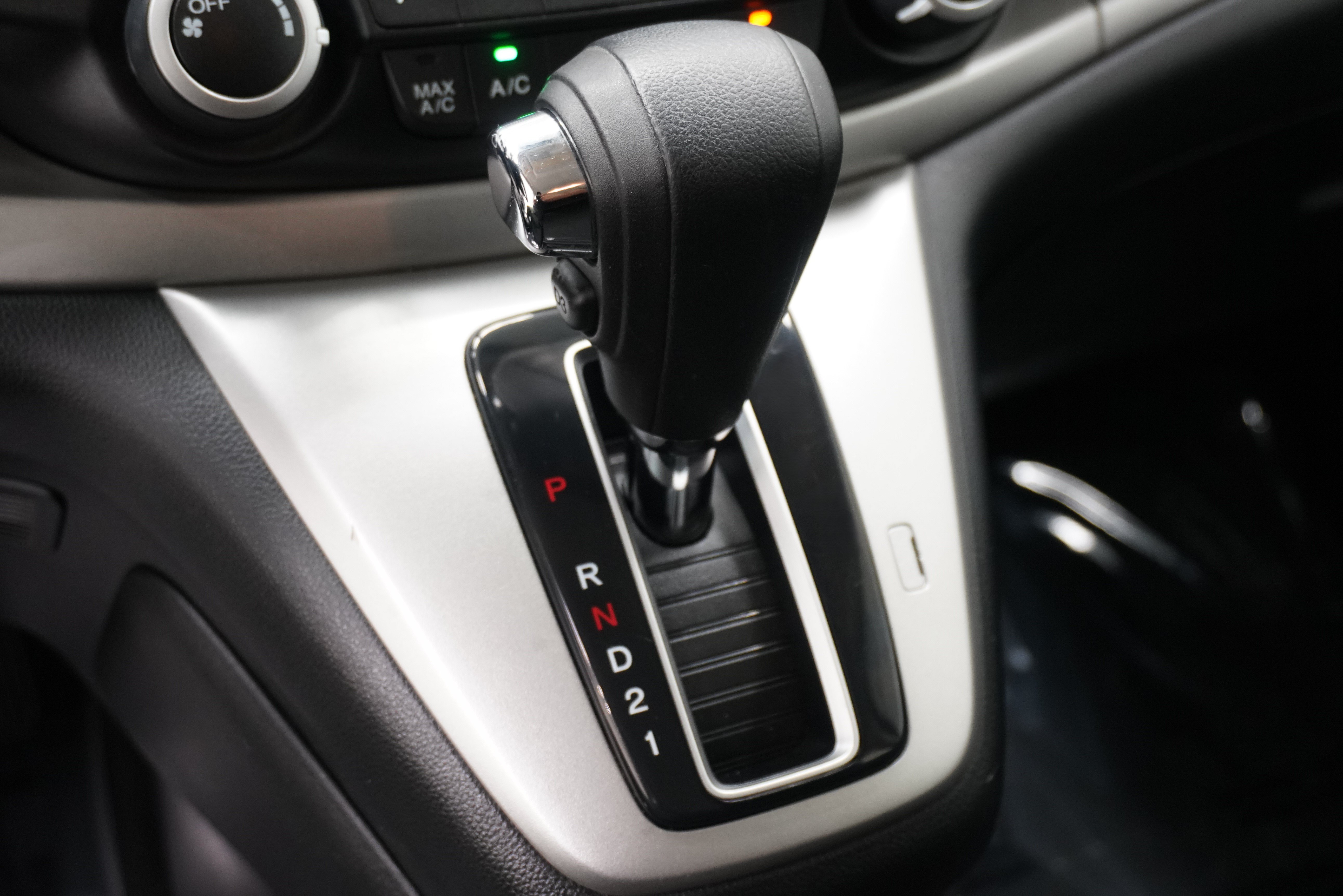 Used 2014 Honda CR-V LX image 18