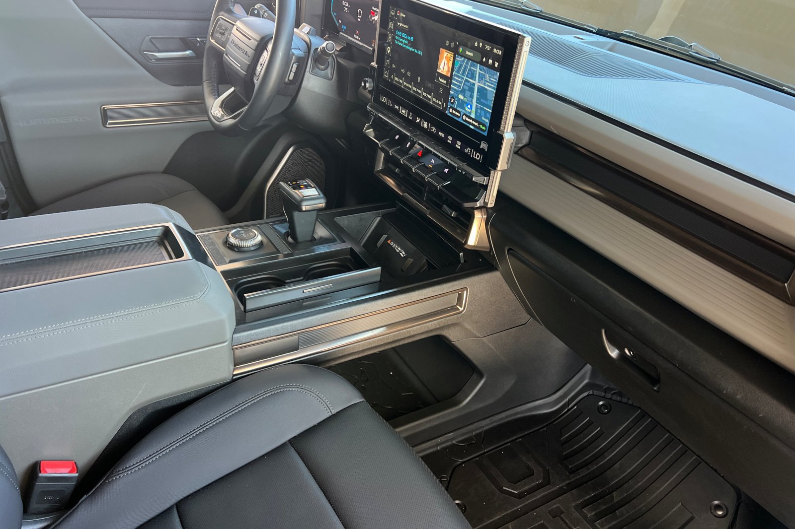 Used 2025 GMC Hummer EV 2X AWD/4WD image 24