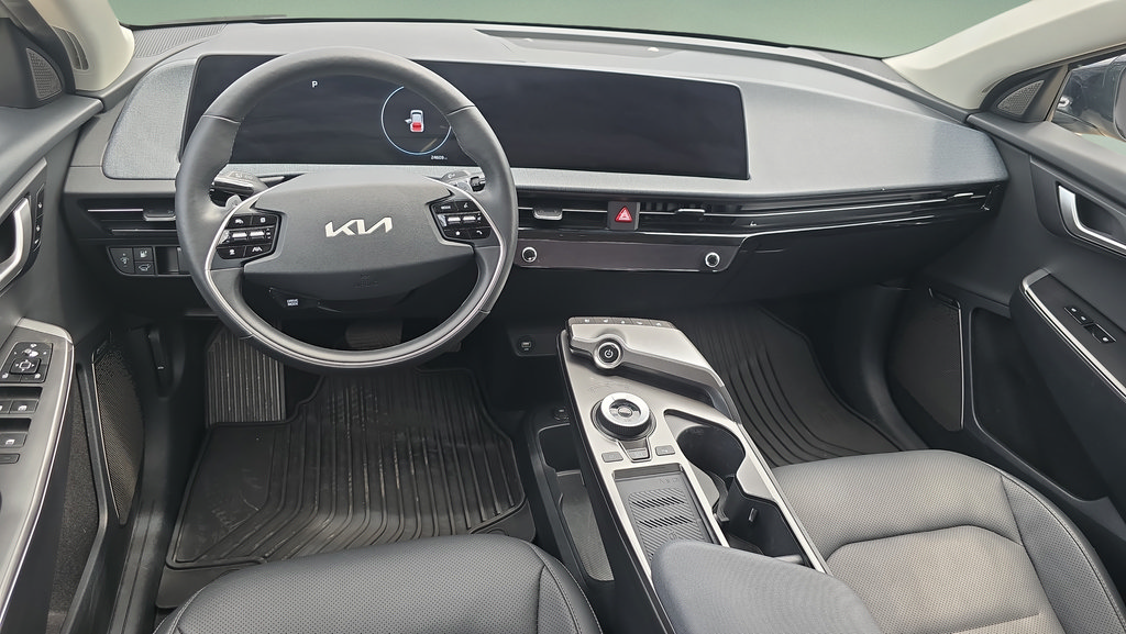 Used 2024 Kia EV6 Wind AWD/4WD image 18