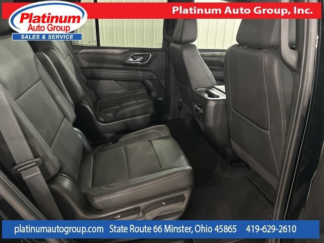 Used 2022 Chevrolet Tahoe LT w/ Luxury Package AWD/4WD image 32