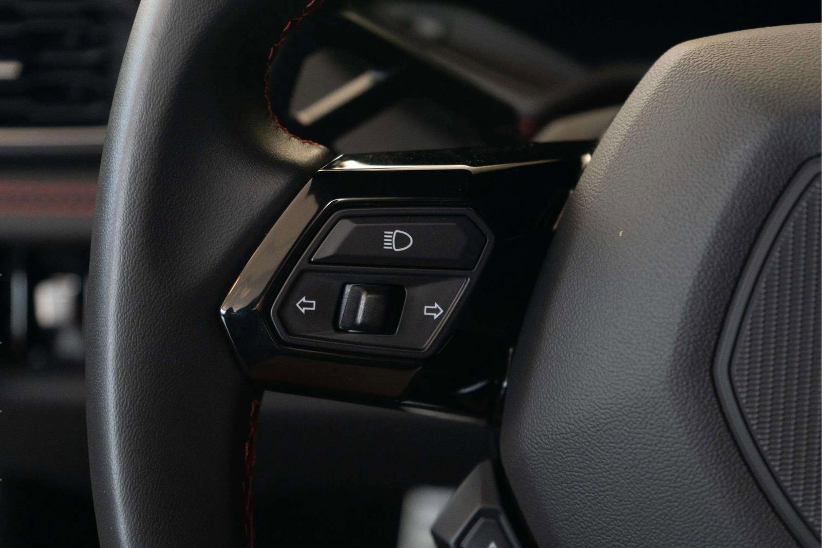 Used 2023 Lamborghini Huracan EVO RWD image 29