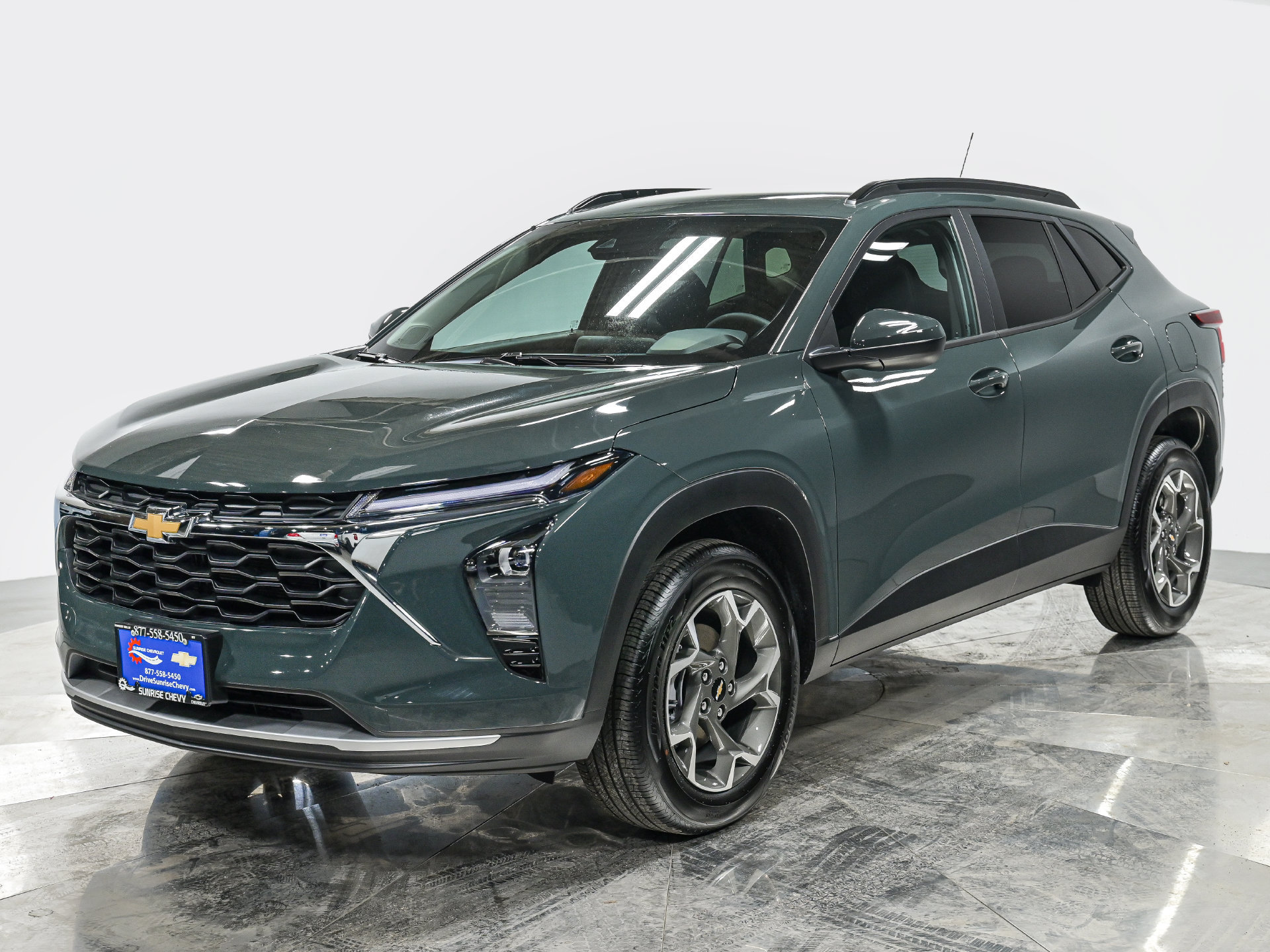 Used 2025 Chevrolet Trax LT w/ Driver Confidence Package