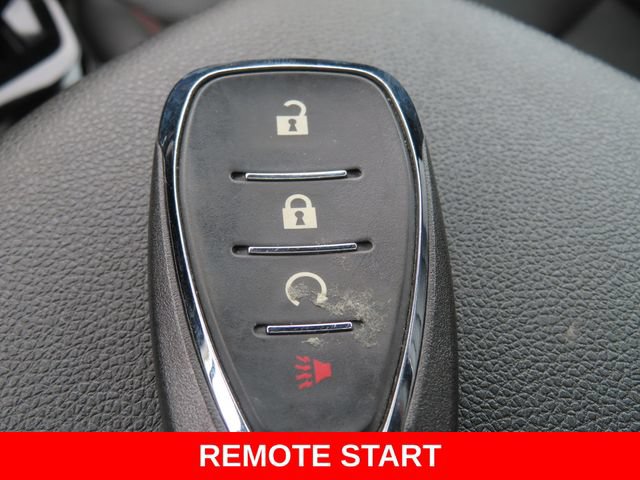 Used 2024 Chevrolet Trax RS w/ Sunroof Package FWD image 39
