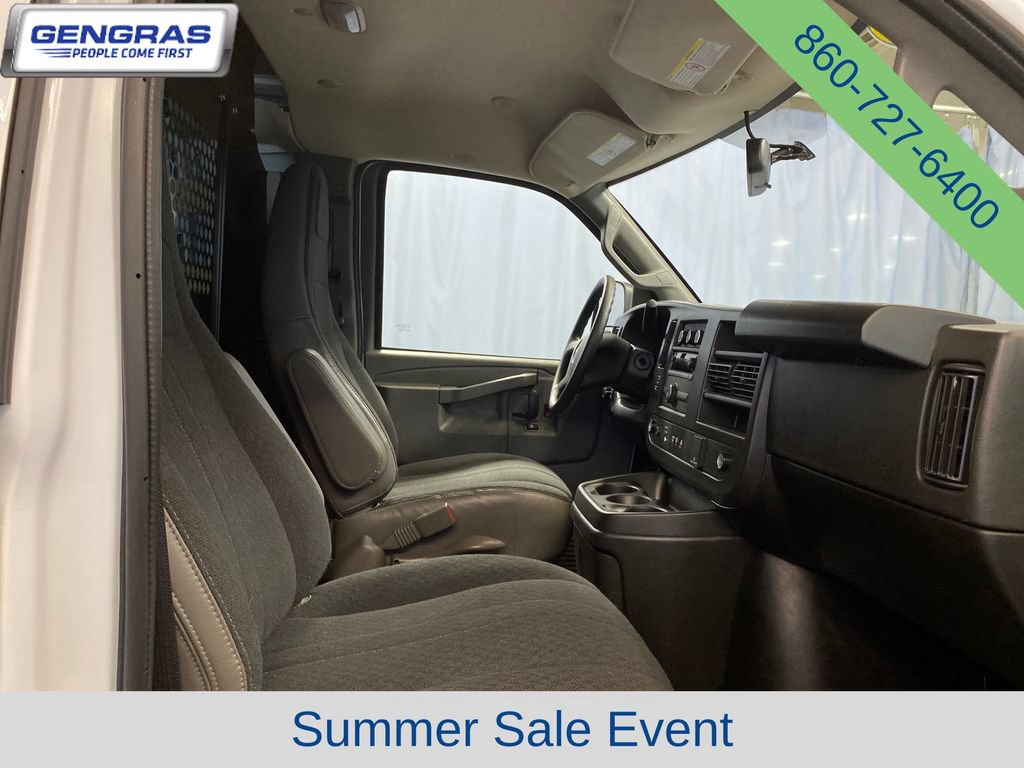 Used 2025 GMC Savana 2500 w/ Driver Convenience Package RWD image 36