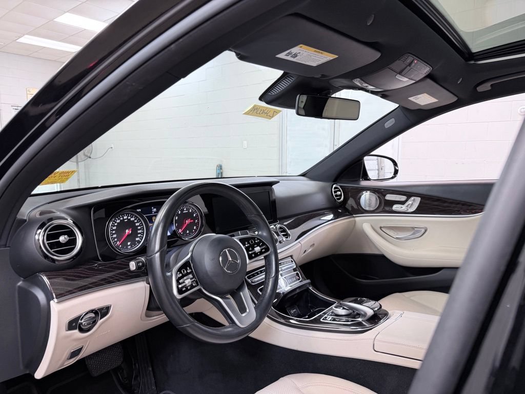 Used 2019 Mercedes-Benz E 300 image 18