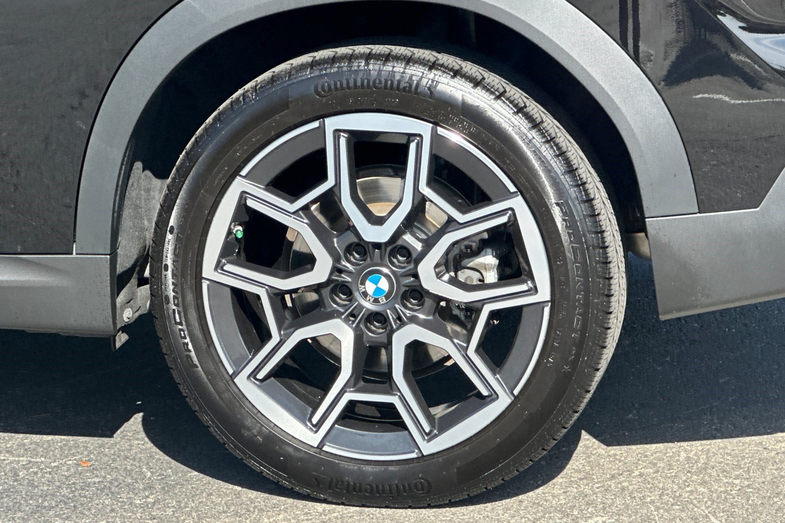 Used 2026 BMW X2 xDrive28i AWD/4WD image 37
