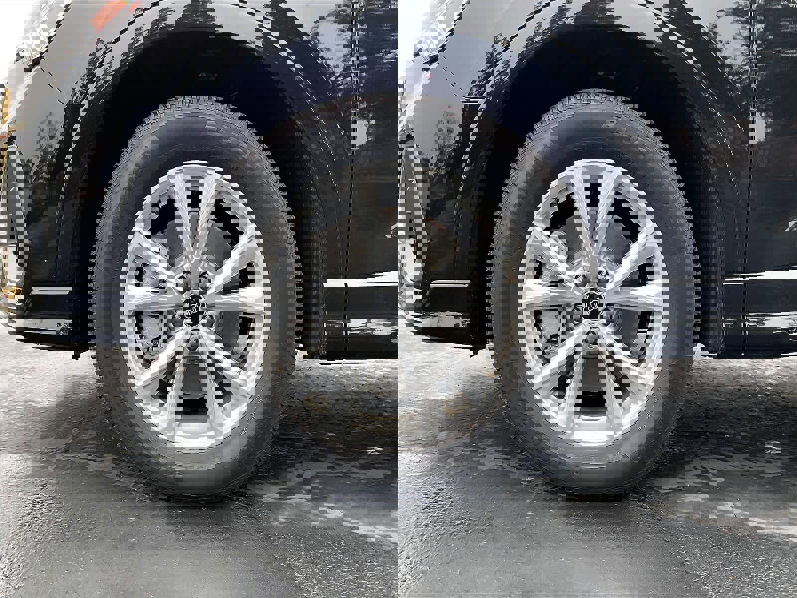 Used 2025 Audi Q3 2.0T Premium Plus image 12