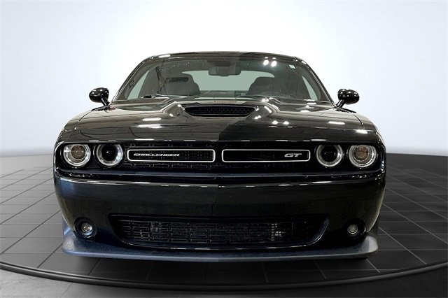 Used 2022 Dodge Challenger GT image 3