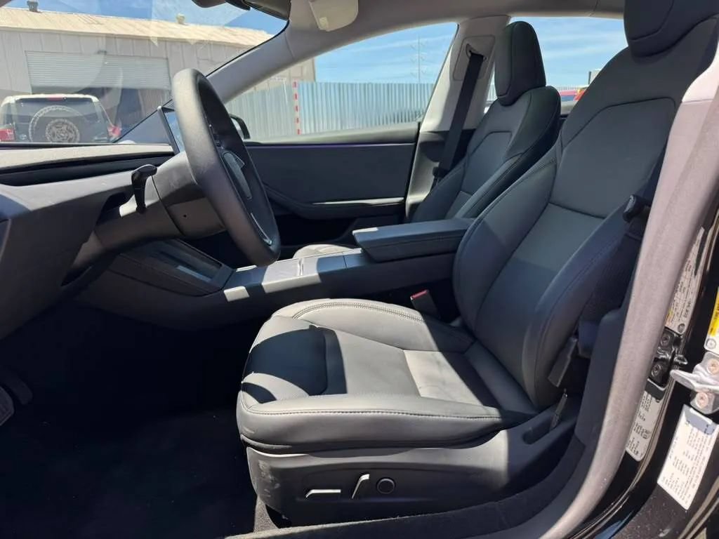 Used 2026 Tesla Model 3 RWD image 15