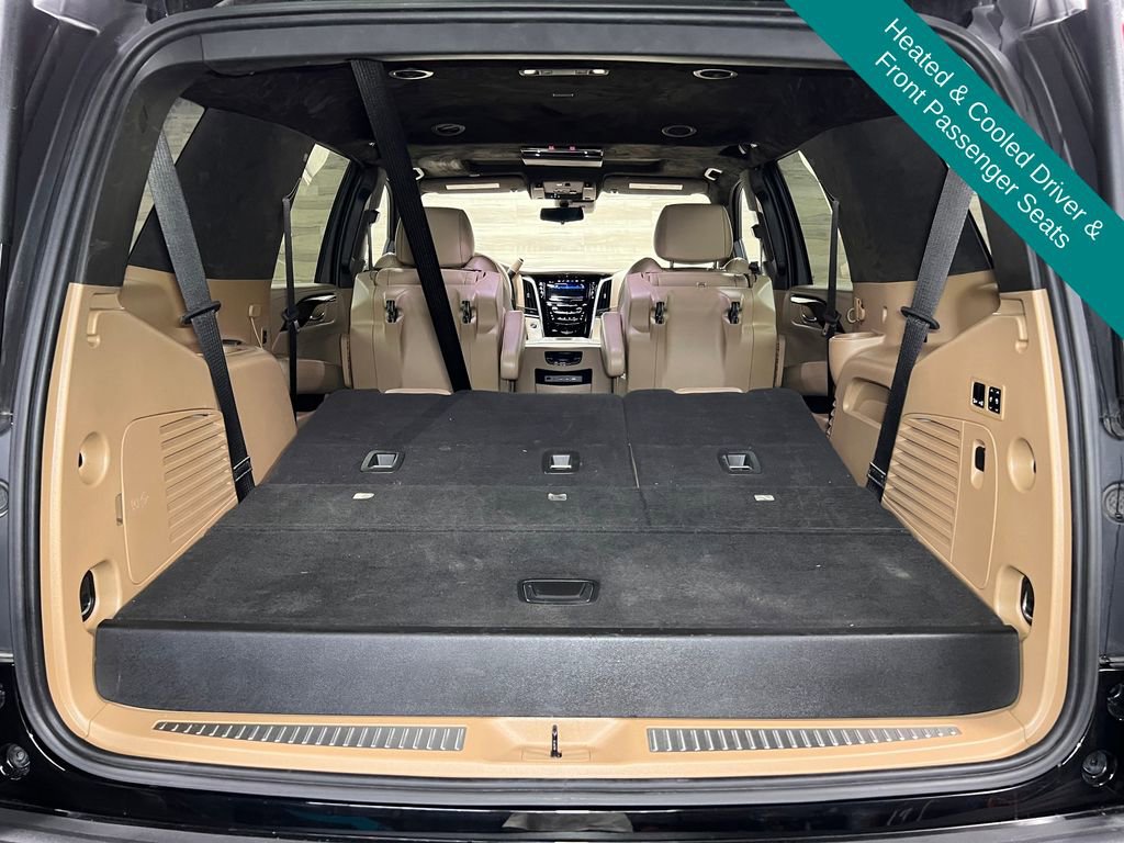 Used 2020 Cadillac Escalade Platinum AWD/4WD image 17