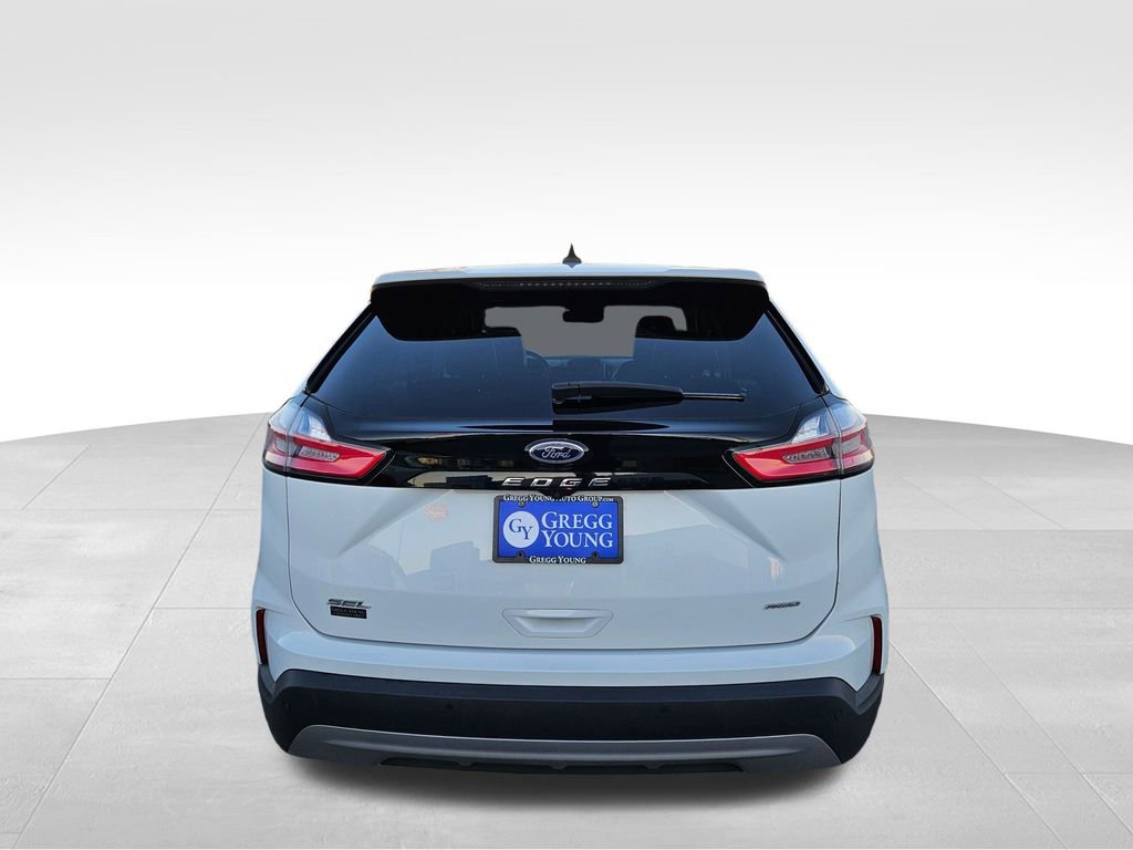 Used 2022 Ford Edge SEL w/ Convenience Package image 11