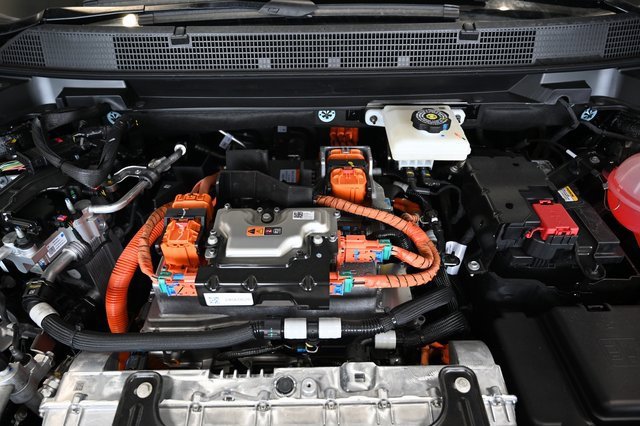 New 2025 Chevrolet Equinox EV RS image 29