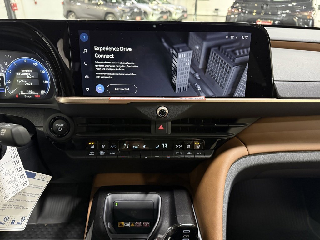 New 2025 Toyota Crown Signia Limited image 21