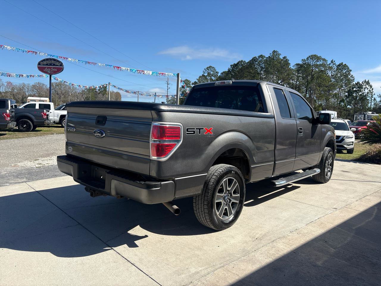 Used 2010 Ford F150 STX image 5