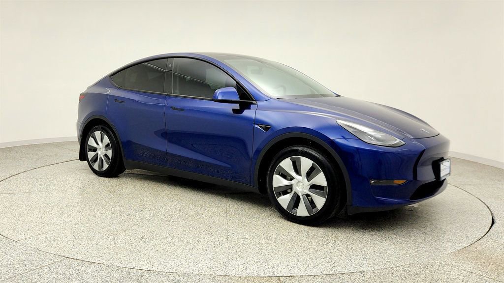 Used 2023 Tesla Model Y Long Range image 3