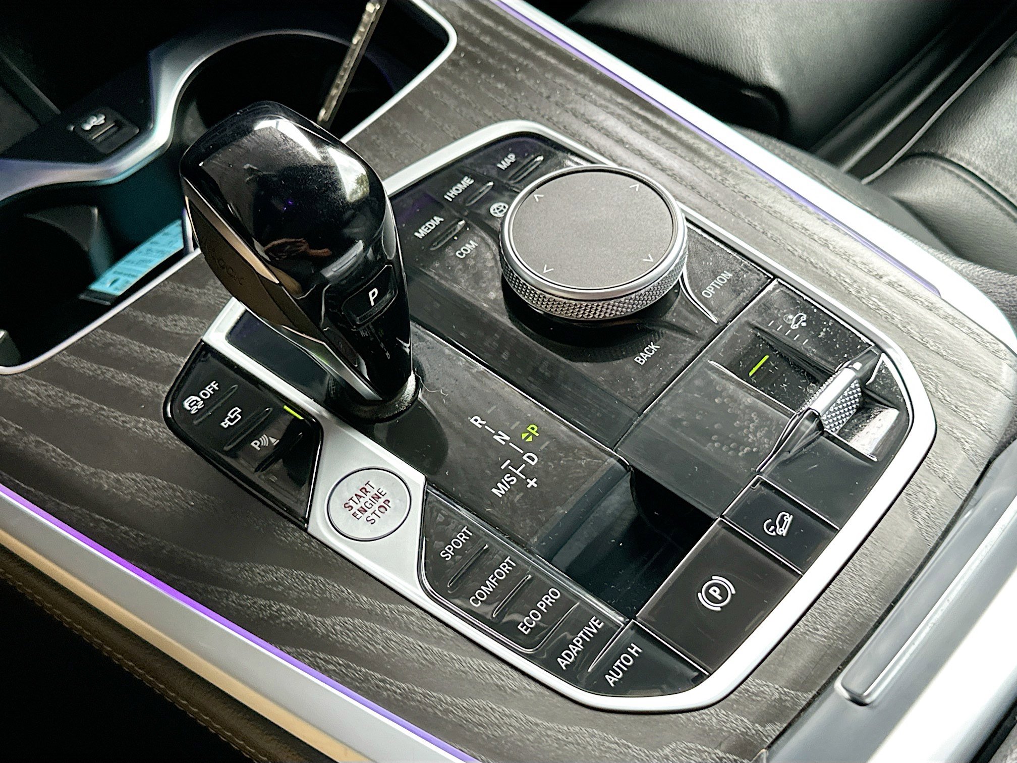 Used 2022 BMW X7 xDrive40i w/ Premium Package image 17