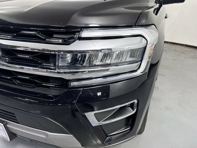 Used 2024 Ford Expedition Max Limited AWD/4WD image 29