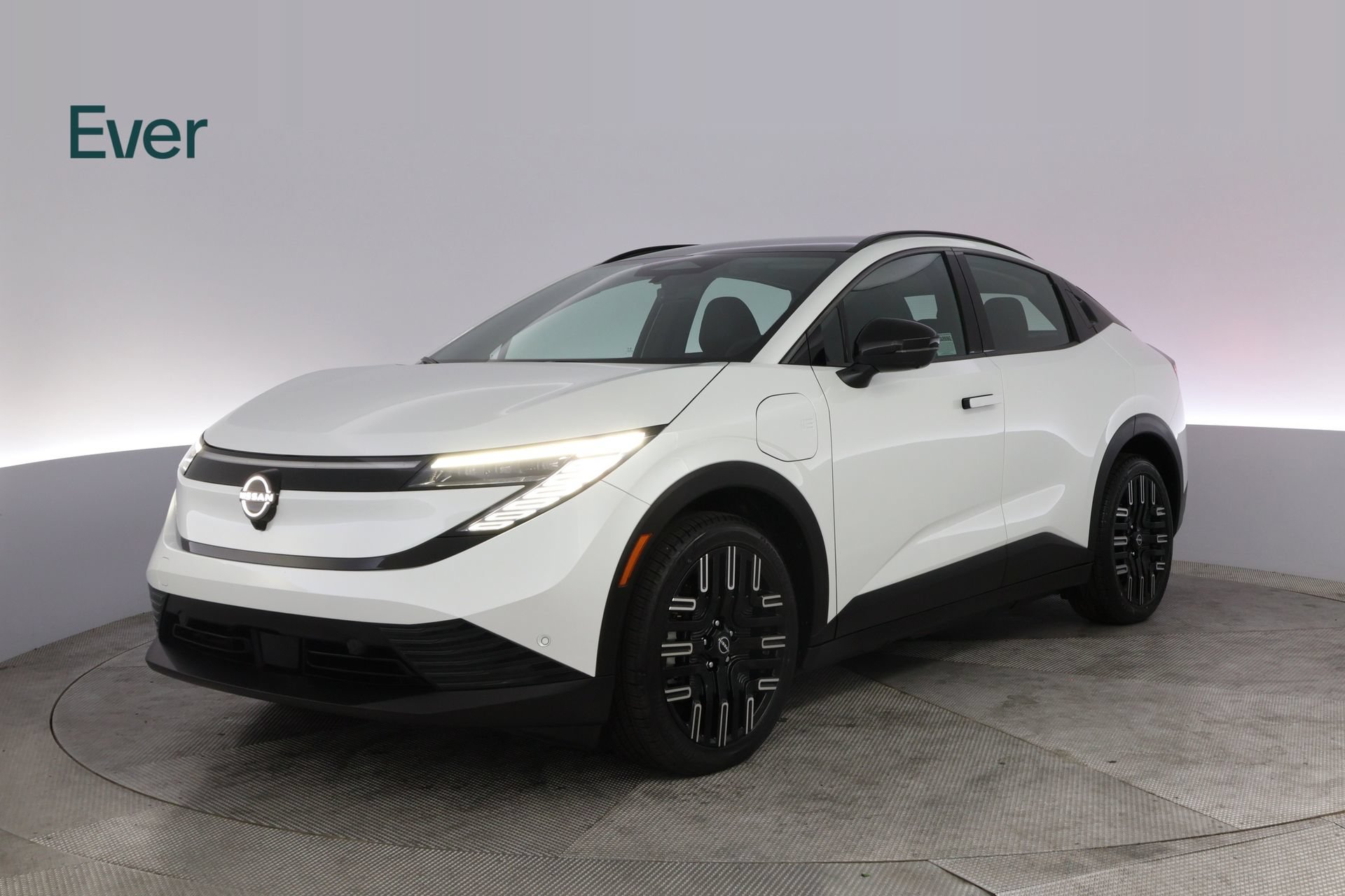 Used 2026 Nissan Leaf Platinum+ FWD image 2