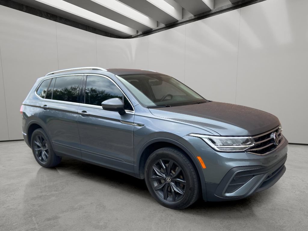 Used 2024 Volkswagen Tiguan SE FWD image 7