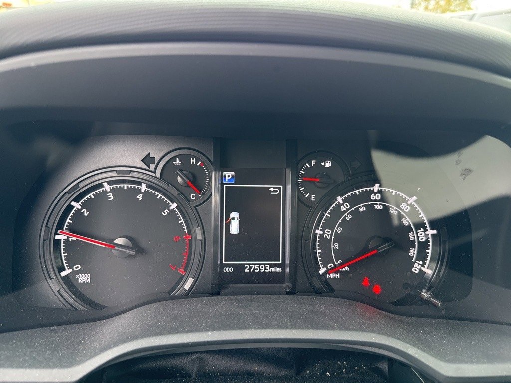 Used 2022 Toyota 4Runner SR5 Premium image 17