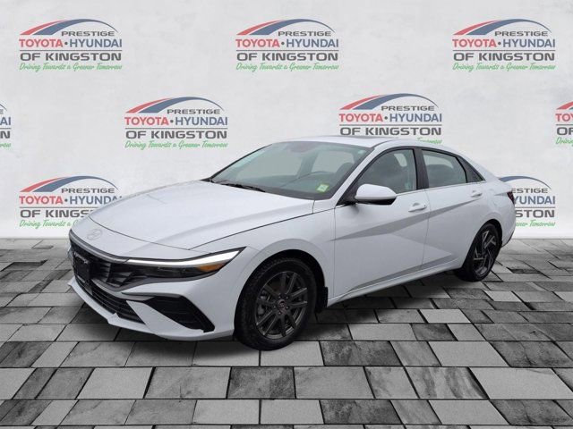 Used 2024 Hyundai Elantra SEL w/ Convenience Package image 8