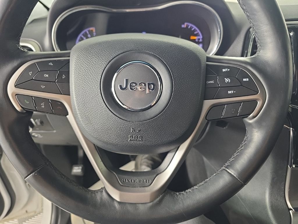 Used 2019 Jeep Grand Cherokee Limited image 28