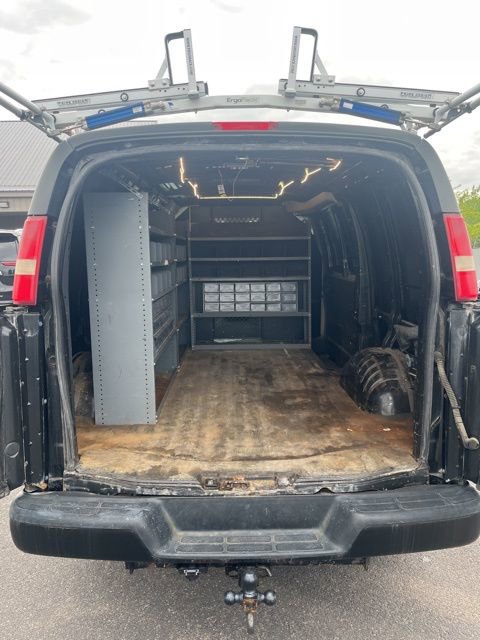 Used 2014 Chevrolet Express 3500 RWD image 10