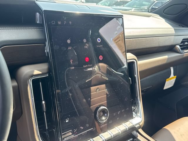New 2026 GMC Yukon Denali Ultimate AWD/4WD image 23