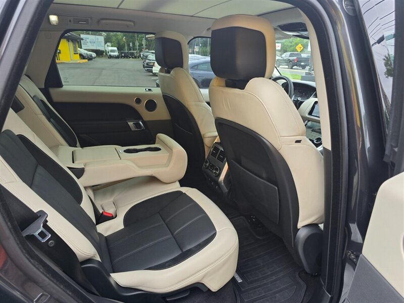 Used 2022 Land Rover Range Rover Sport HST AWD/4WD image 18