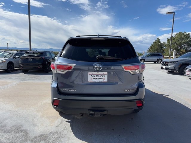 Used 2015 Toyota Highlander XLE image 7