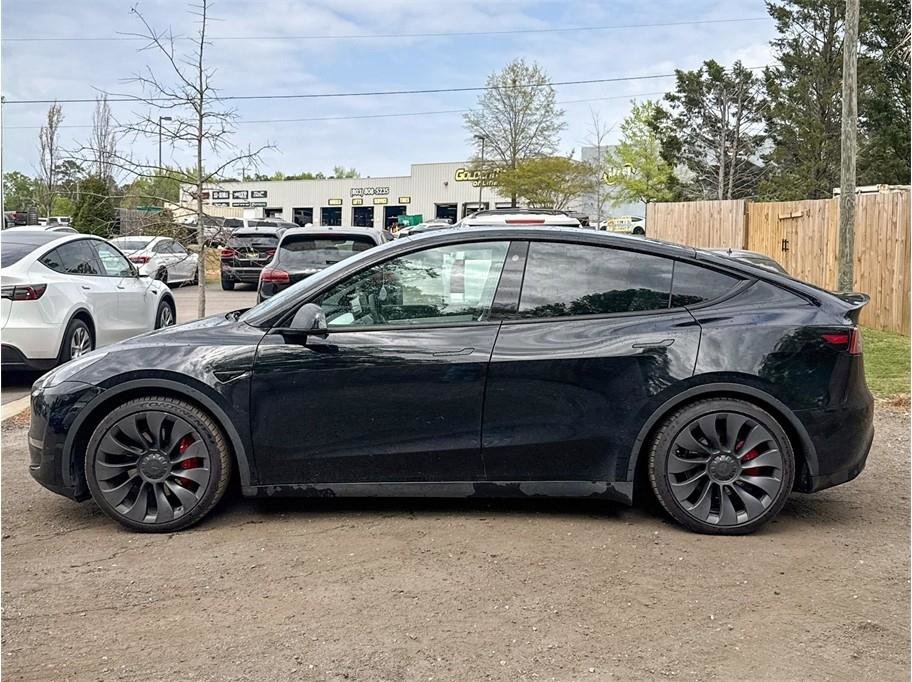 Used 2022 Tesla Model Y Performance image 5