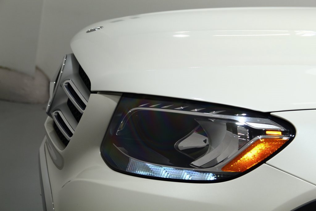 Certified 2019 Mercedes-Benz GLC 300 4MATIC image 17