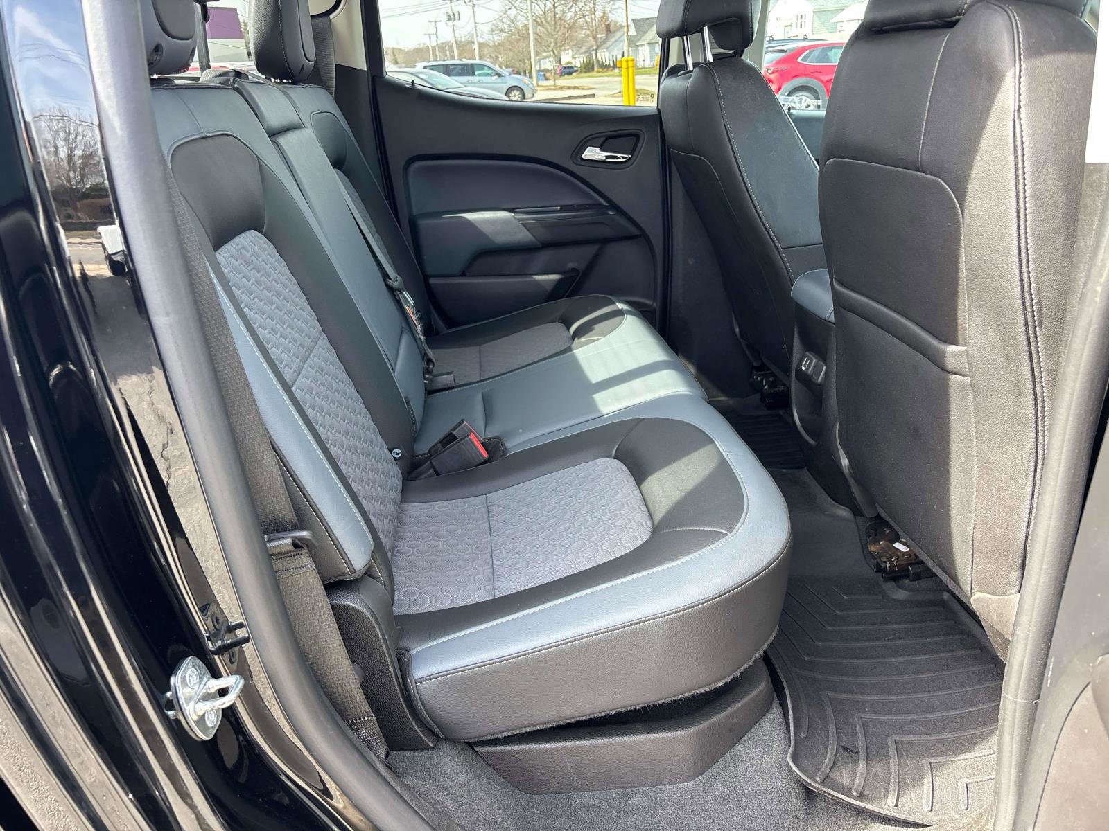 Used 2020 Chevrolet Colorado Z71 image 14