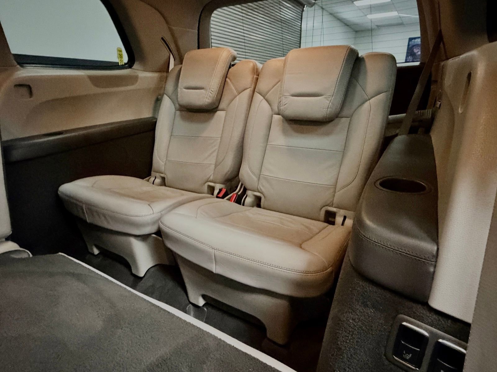 Used 2014 Mercedes-Benz GL 450 4MATIC image 40