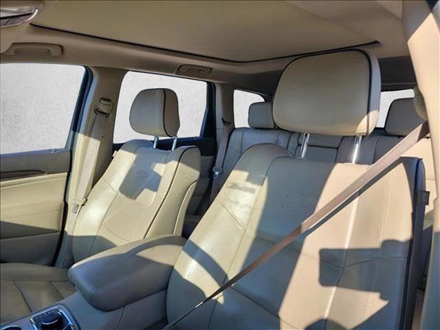 Used 2015 Jeep Grand Cherokee Overland w/ Advanced Technology Group image 11