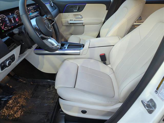 Certified 2025 Mercedes-Benz GLA 250 4MATIC image 15