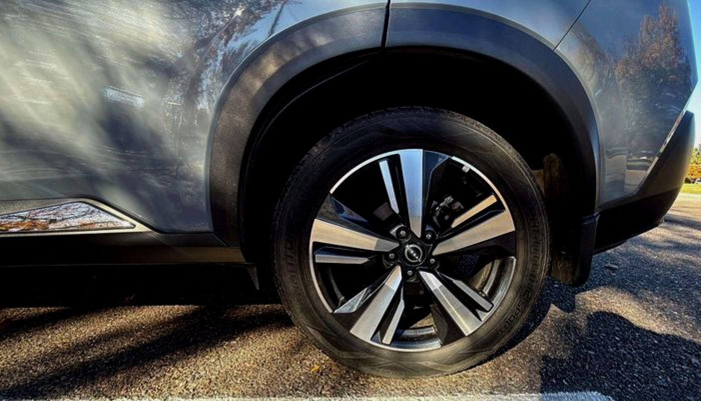 Used 2022 Nissan Rogue SL image 20