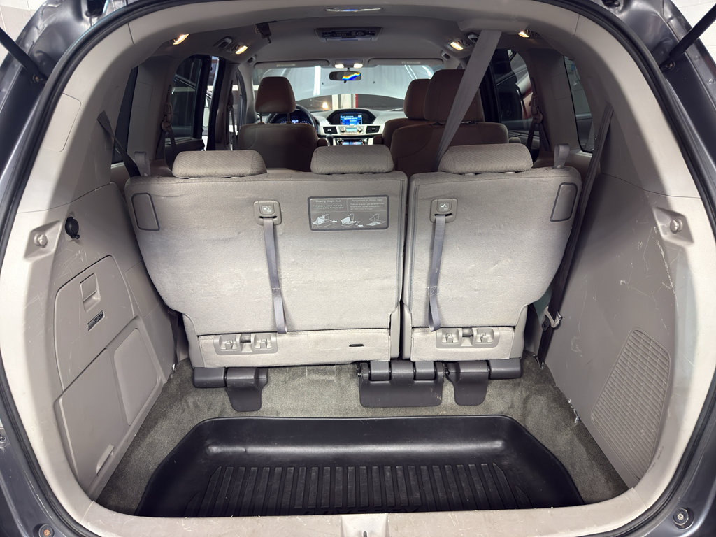 Used 2017 Honda Odyssey SE image 29