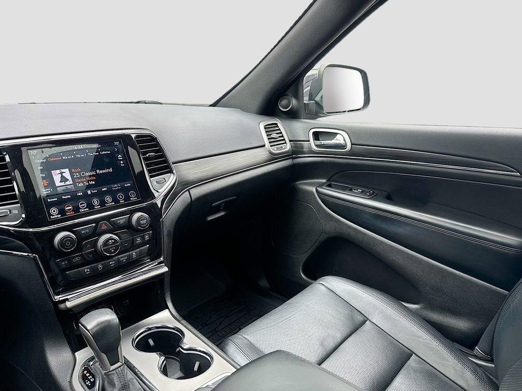 Used 2021 Jeep Grand Cherokee Limited w/ Luxury Group II AWD/4WD image 19