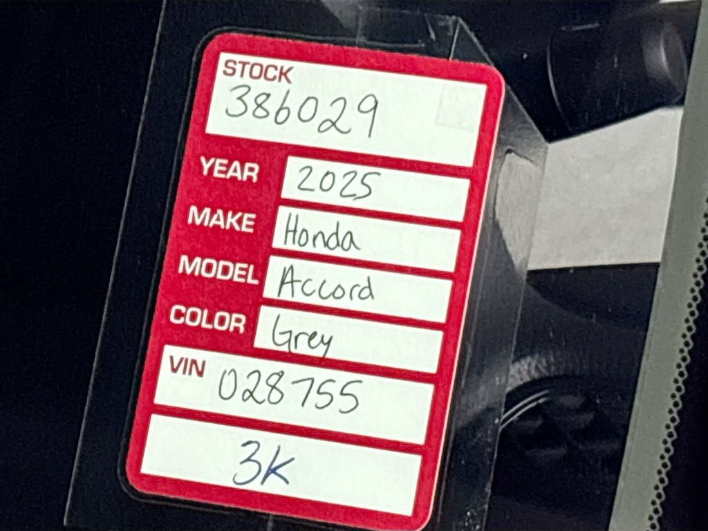 Used 2025 Honda Accord SE image 25