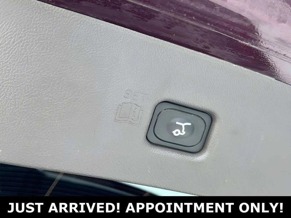 Used 2022 Lincoln Nautilus Reserve FWD image 18