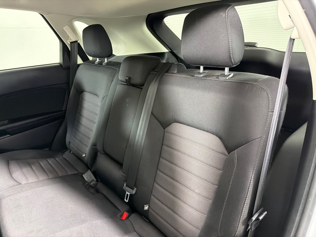 Used 2015 Ford Edge SE AWD/4WD image 18