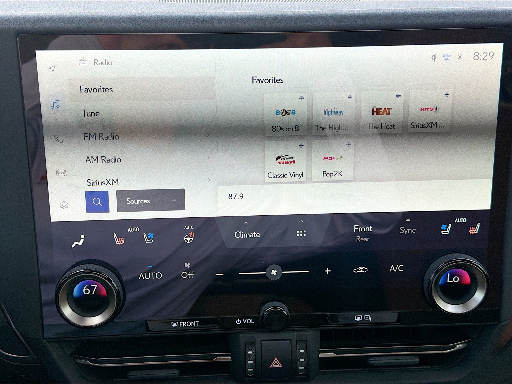 Used 2024 Lexus GX 550 w/ Accessory Package (2T) AWD/4WD image 32