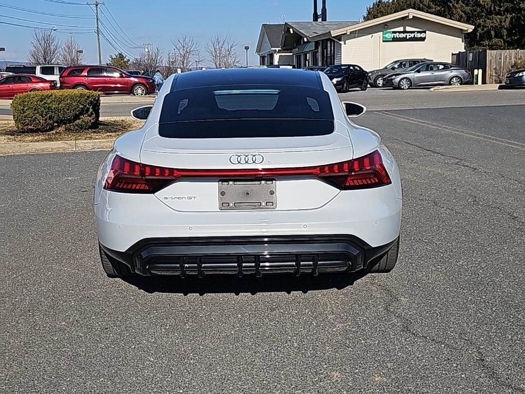 Used 2023 Audi e-tron GT Premium Plus image 13